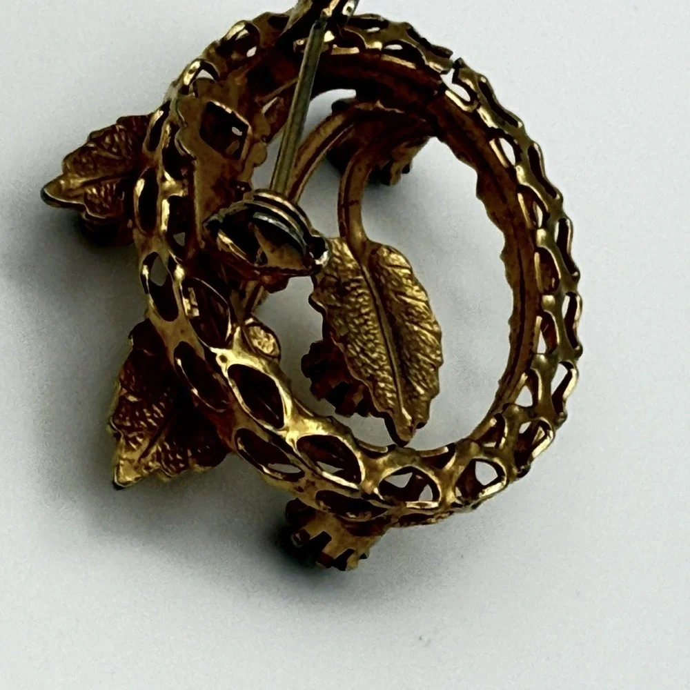 Estate vintage brooch